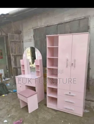 3ft by 6ft Wardrobe and Dresser Set With Light