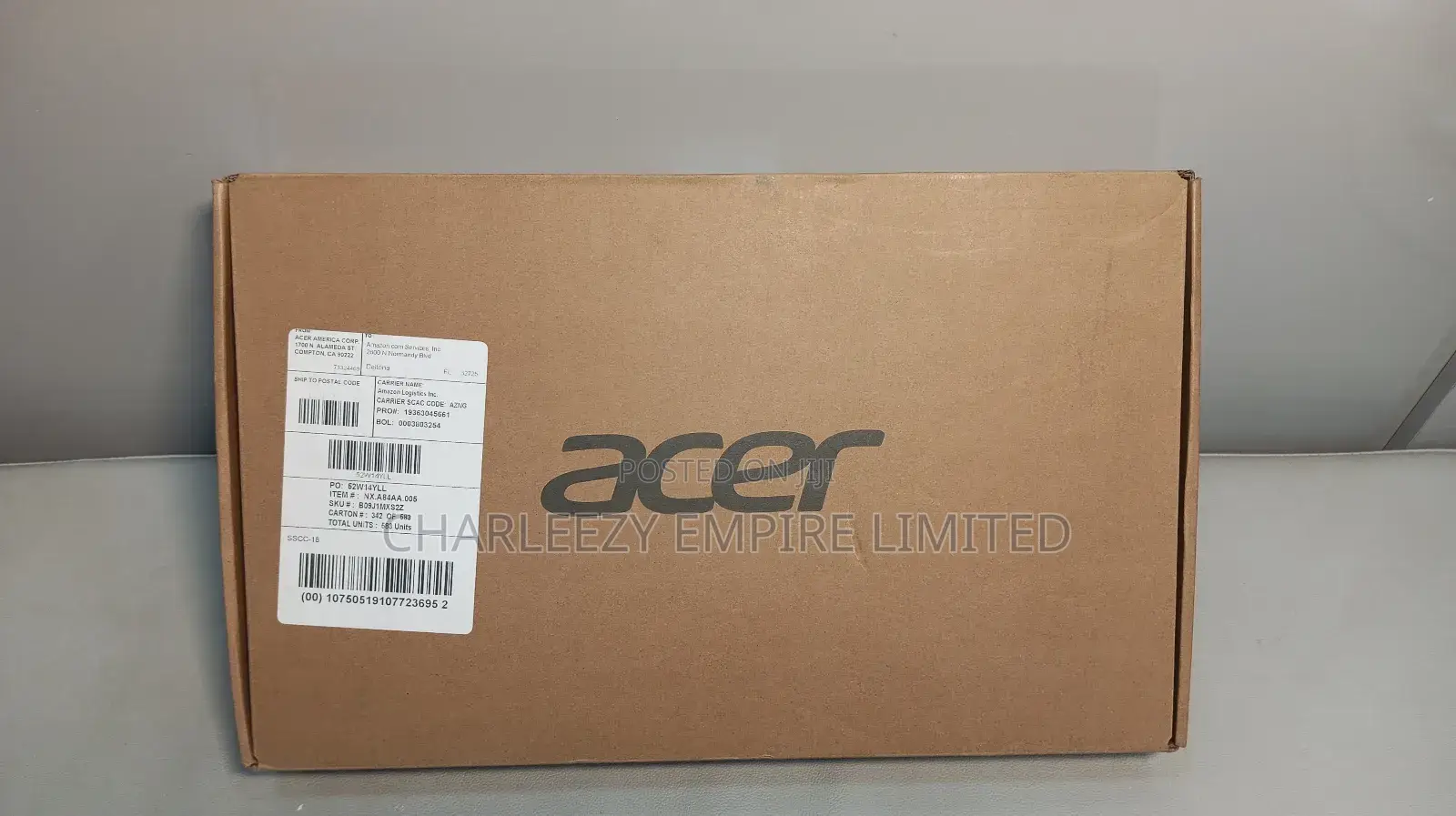 New Laptop Acer Aspire 5 8GB Intel SSD 256GB