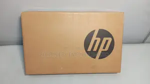 New Laptop HP 14S 4GB Intel SSD 1T