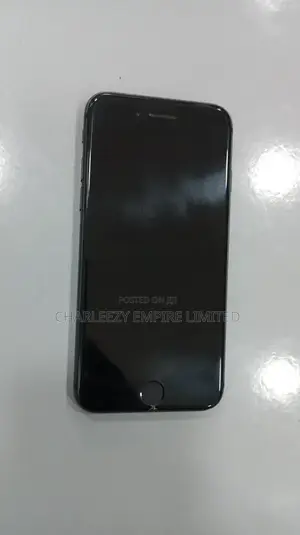 Apple iPhone 8 64 GB Black