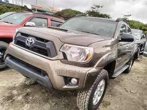 Toyota Tacoma 2013 Brown