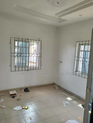 Photo - 2bdrm Block of Flats in Osubi/Ugolo, Warri for rent