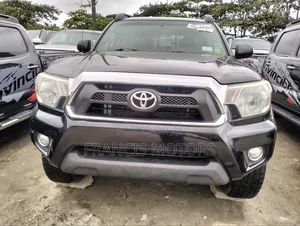 Toyota Tacoma 2014 Black
