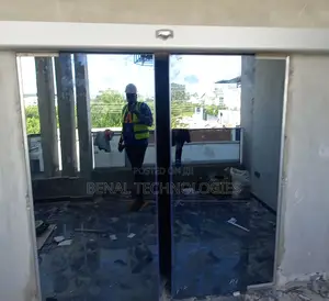 Automated Sensor Glass Door