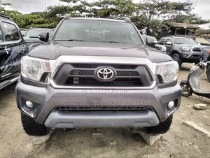 Toyota Tacoma 2013 Gray