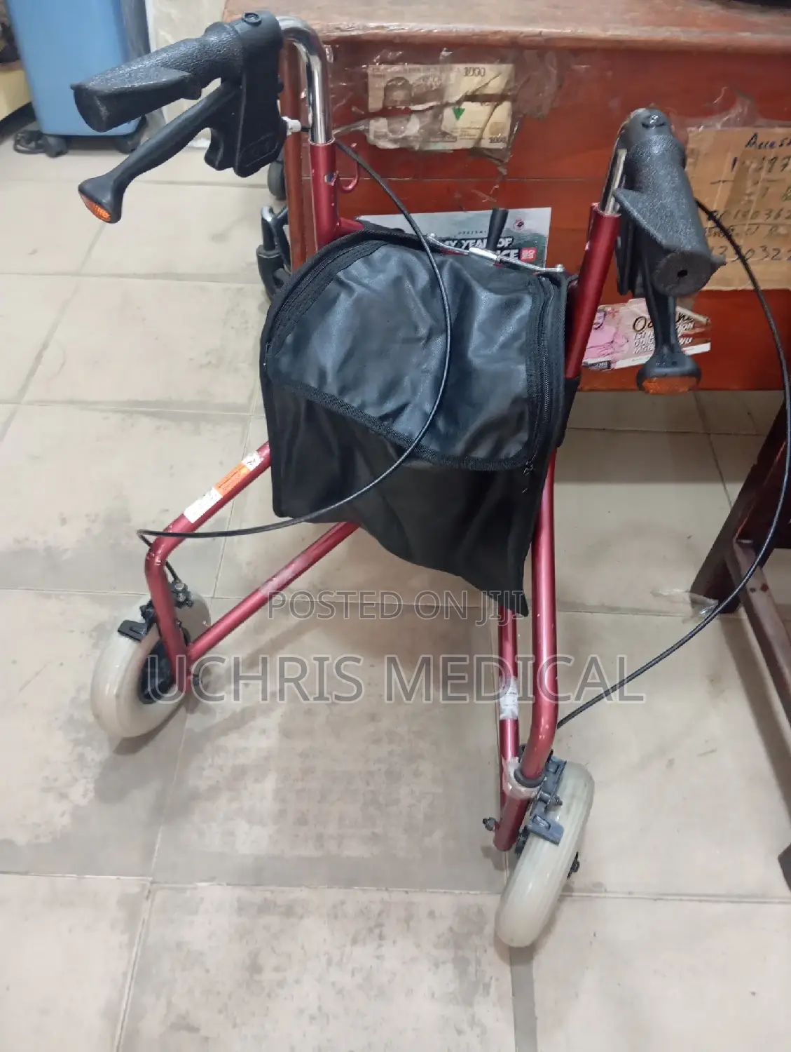 Nova Walking Tripod