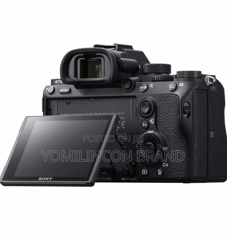 Sony A7 III ILCE7M3/B Full-Frame Camera With 3-Inch Black