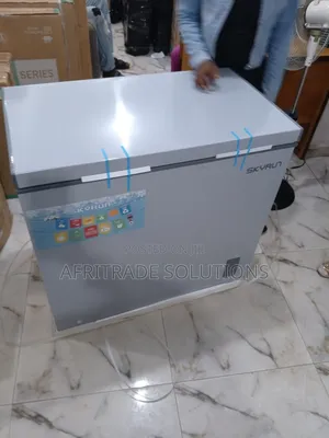 Skyrun Large Freezer 200 Liters- Multi Purpose