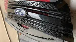 Ford Explorer 2013 Front Grill