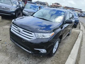 Toyota Highlander Limited 3.5L 2WD 2013 Black