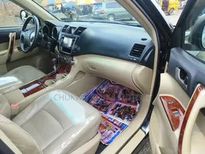 Toyota Highlander Limited 3.5L 2WD 2013 Black