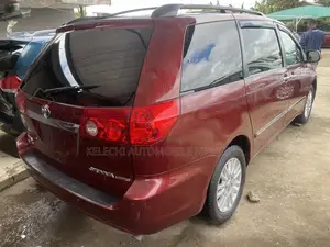 Toyota Sienna Limited 7 Passenger 2010 Red