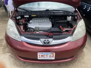 Toyota Sienna Limited 7 Passenger 2010 Red