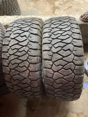 285/65r18 Set