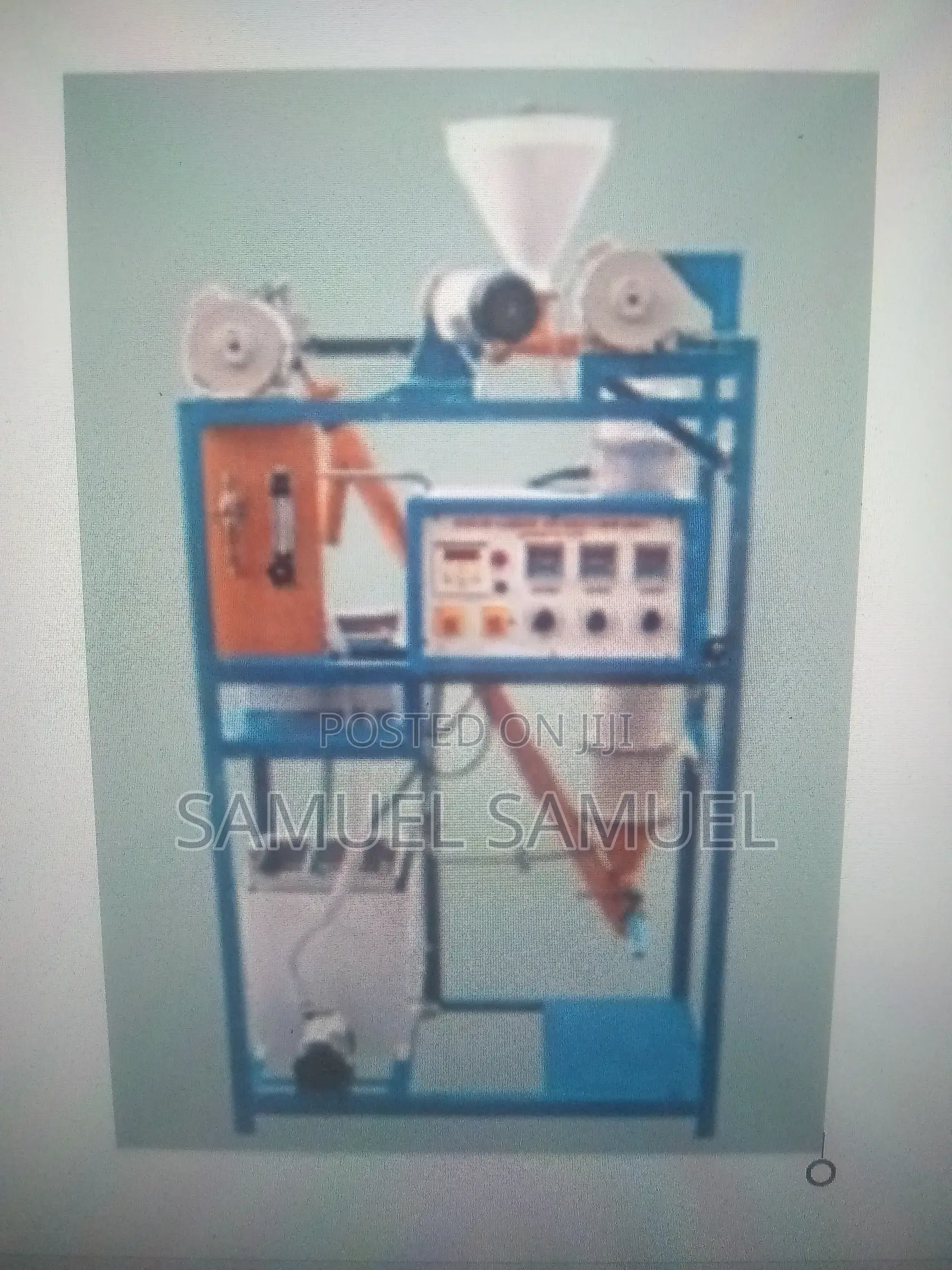 Solid and Liquid Extraction Apparatus