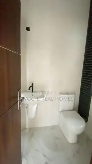 4bdrm Apartment in Parkview Estate for rent