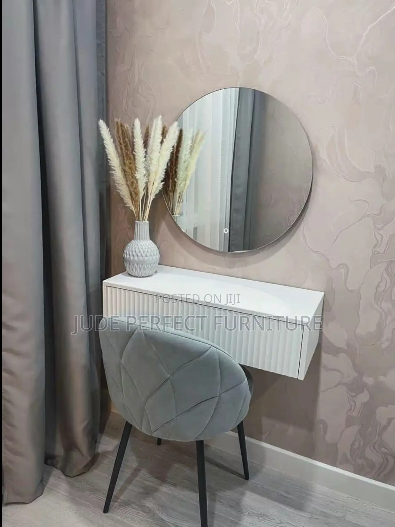 Quality Dressing Mirror