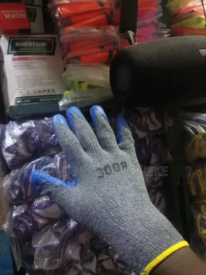 Thick Coated Hand Glove