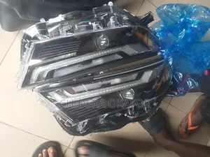 Full Light Rav4 2022