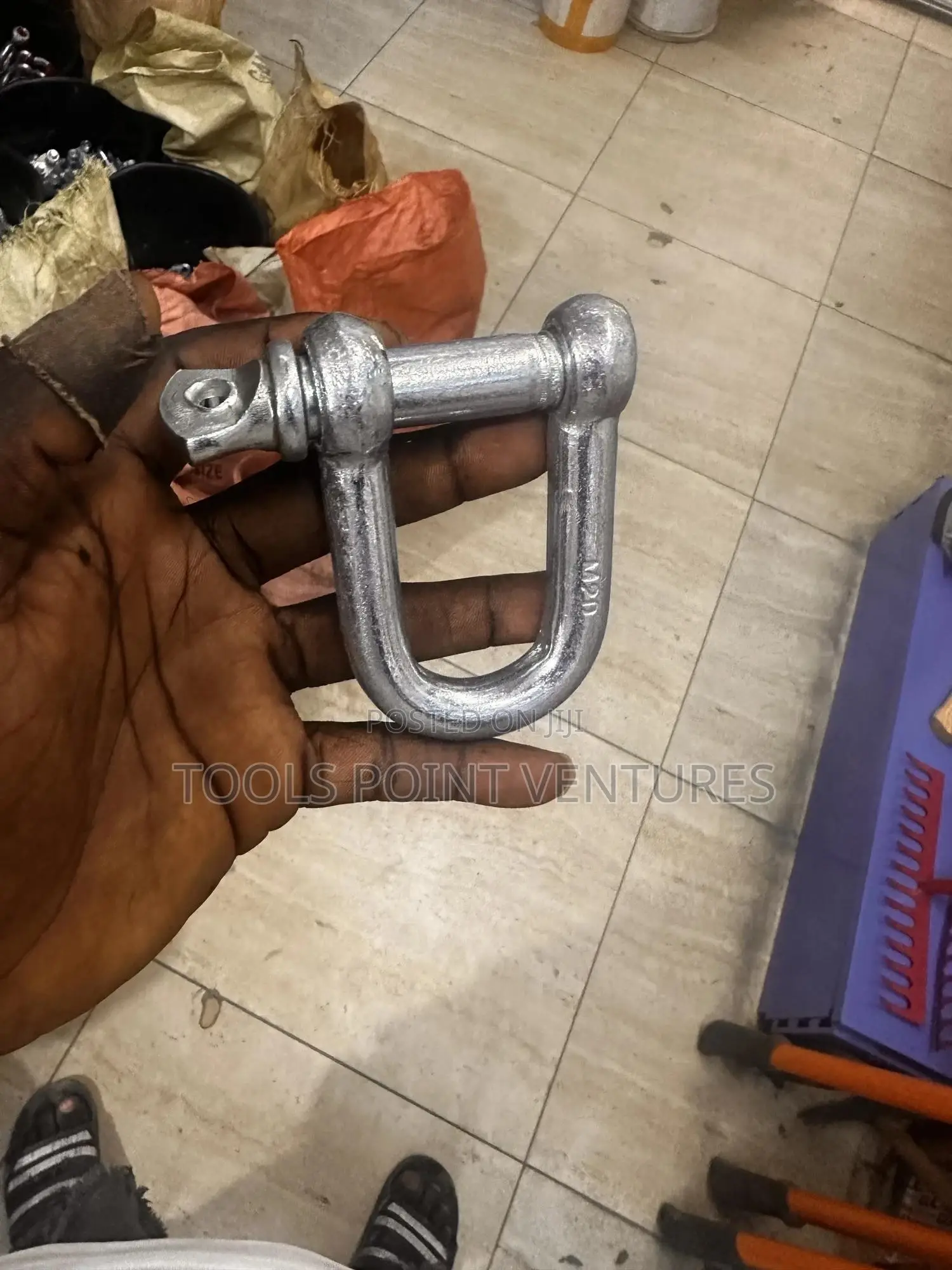 D Shackles (Or Dee Shackles)