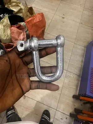 D Shackles (Or Dee Shackles)