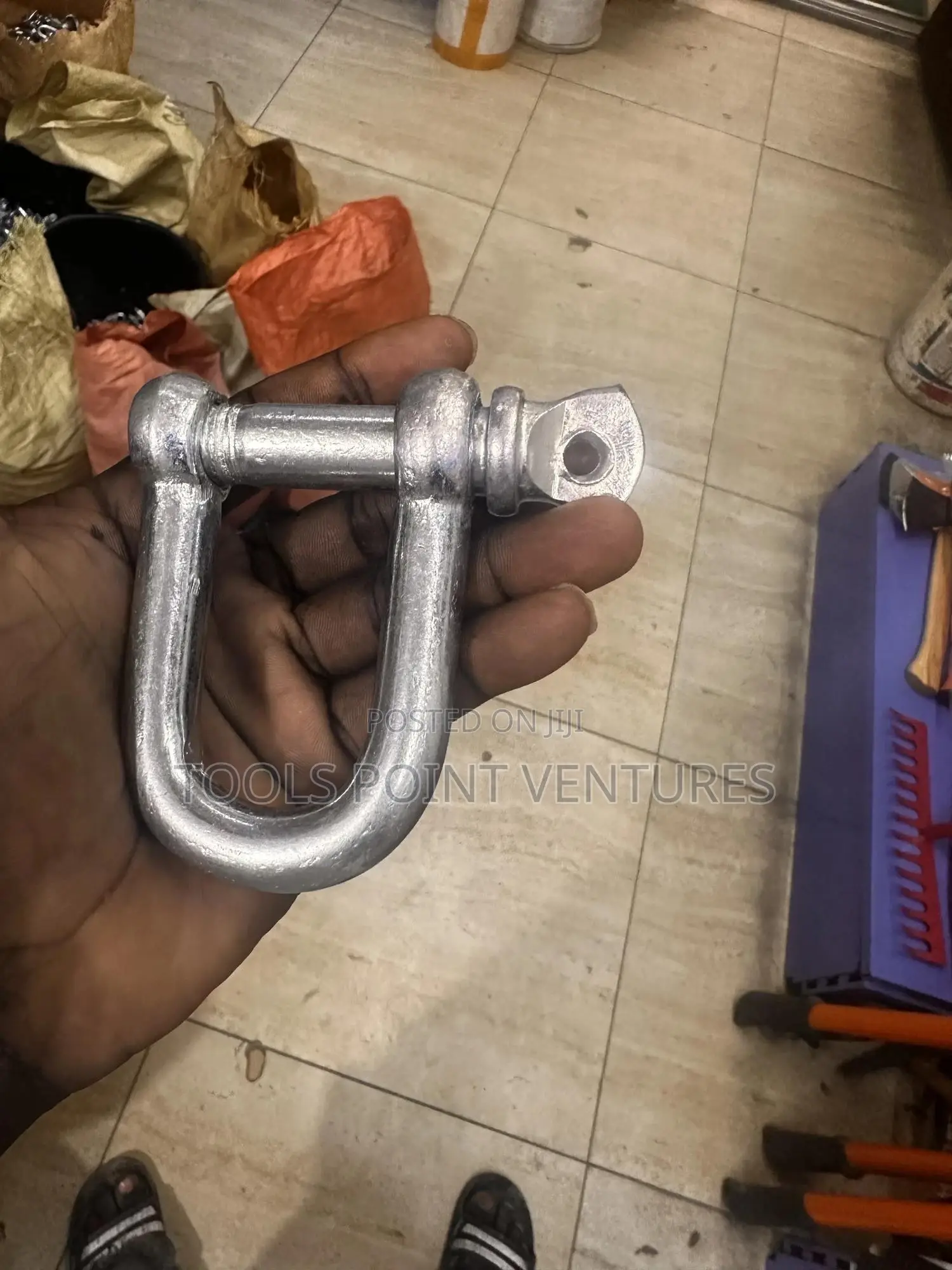 D Shackles (Or Dee Shackles)