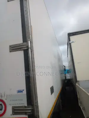 Benz 814 Container