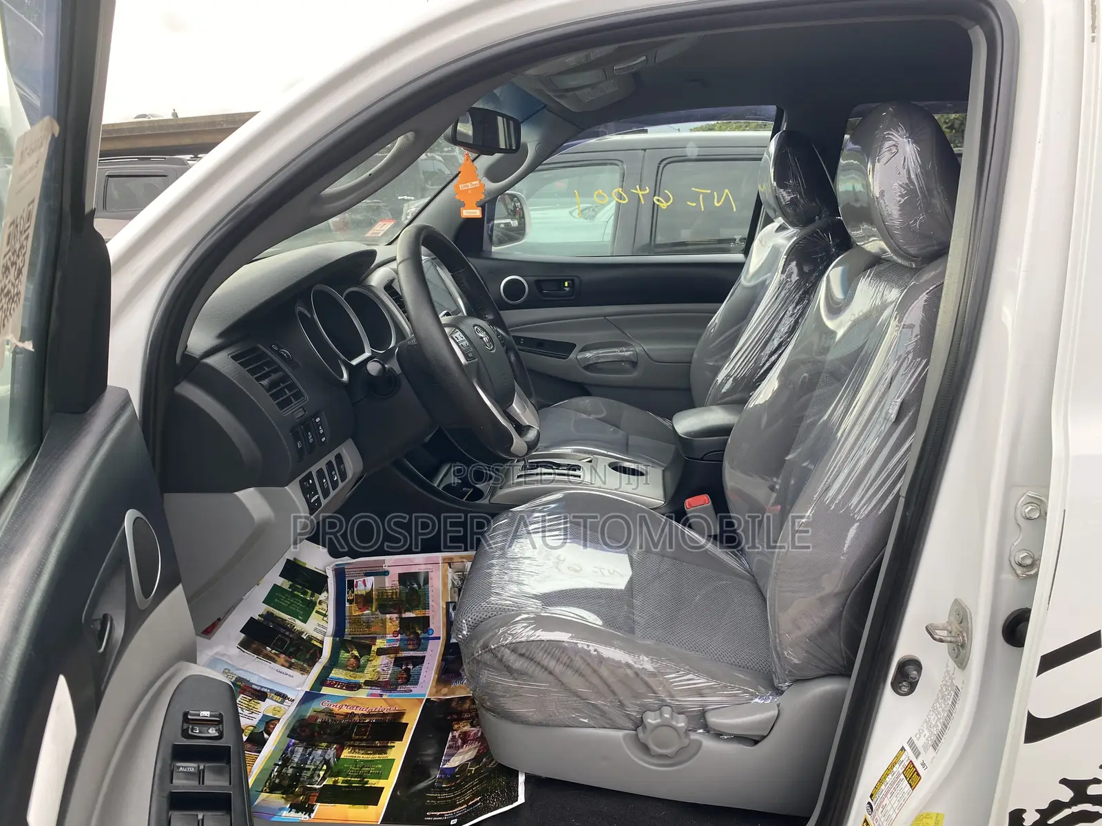 Toyota Tacoma 2013 White