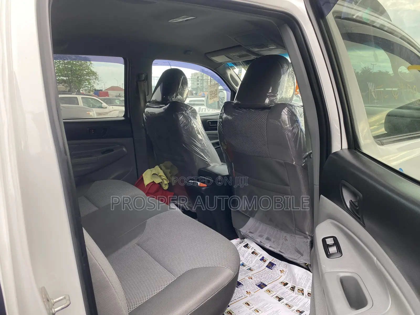 Toyota Tacoma 2013 White