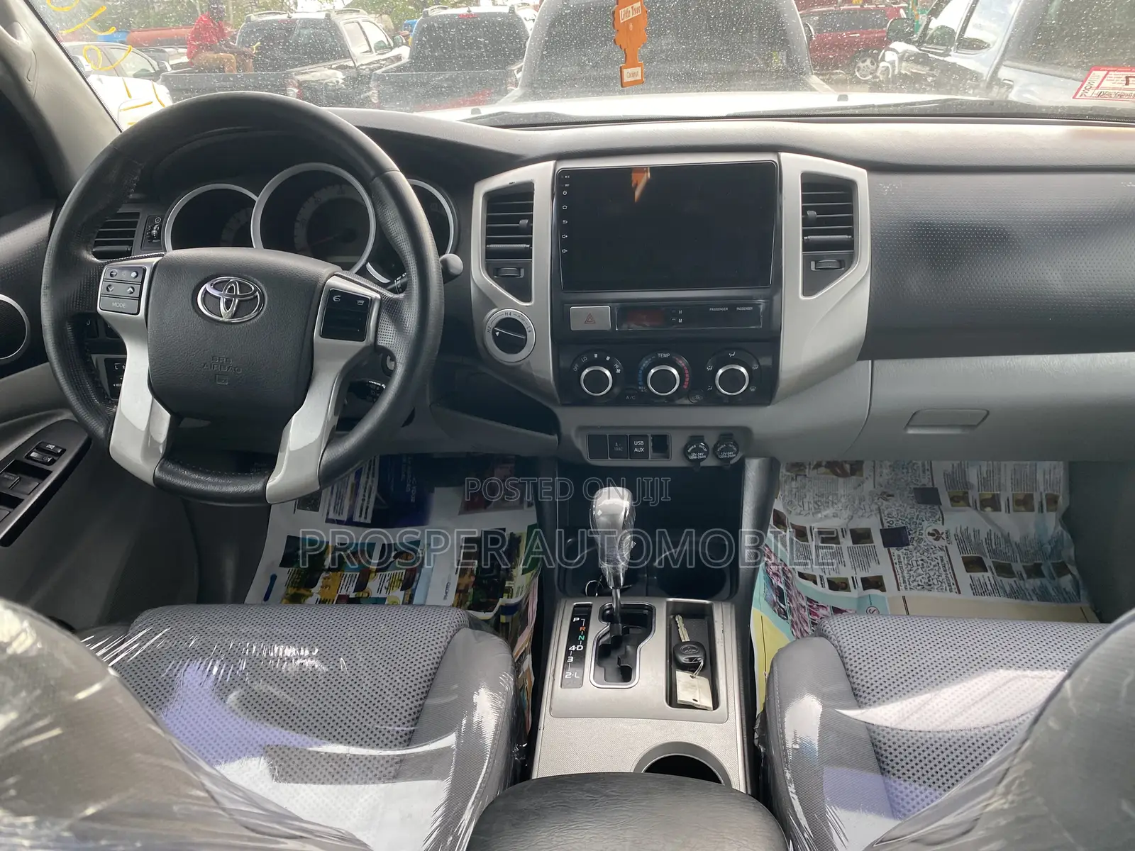 Toyota Tacoma 2013 White