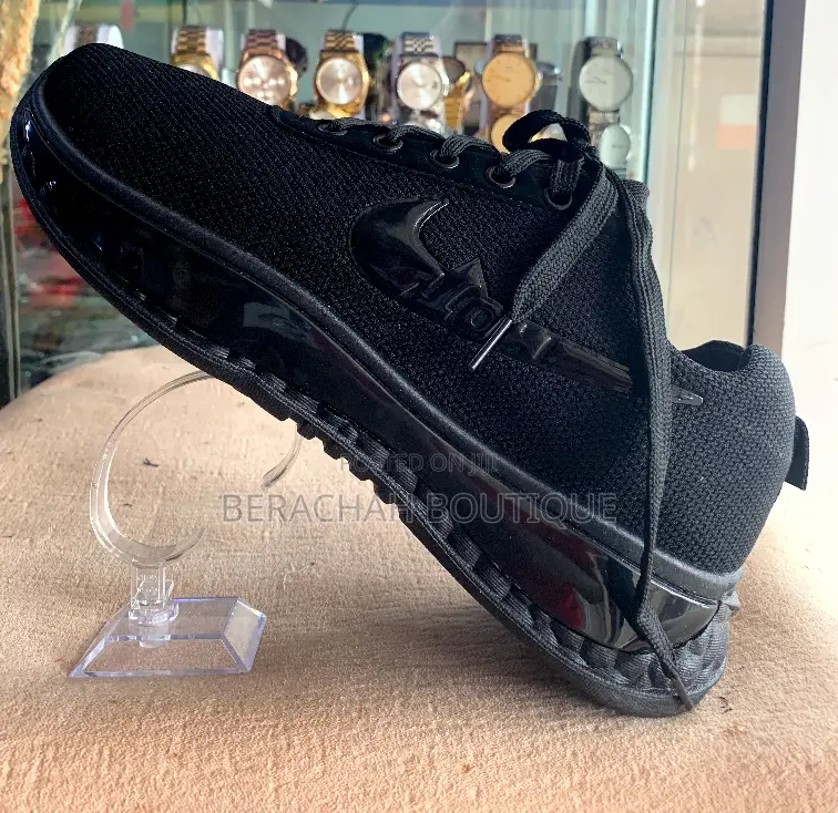 Black Sneakers Canvass