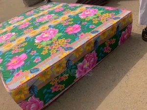 Semi Orthopedic 6by6 Mattress With Guarantee