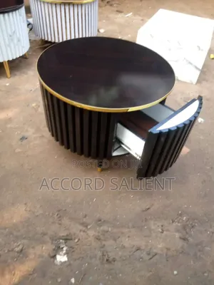 Unique Center Table for Sitting Room