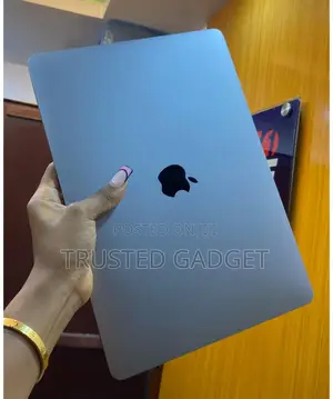 Laptop Apple MacBook Pro 2019 16GB Intel Core I5 SSD 256GB