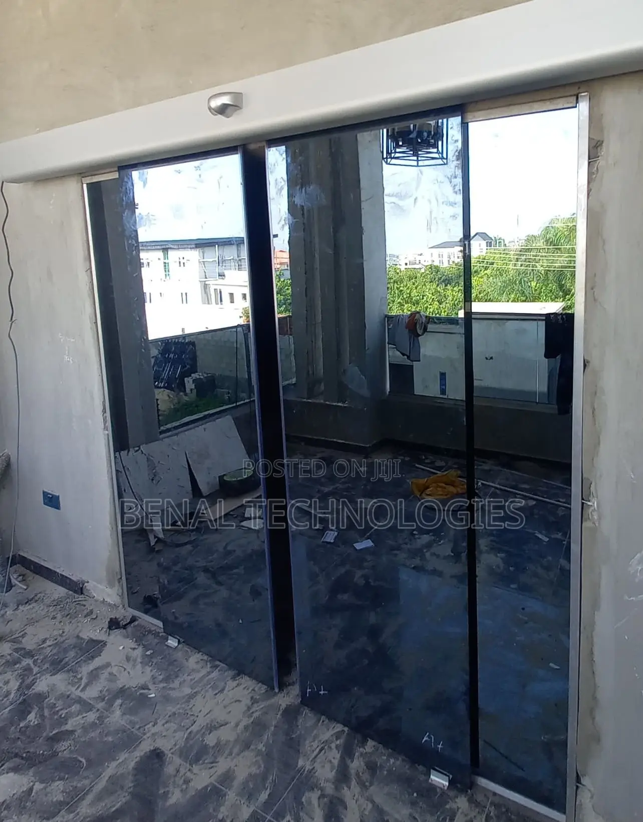 Glass Door With Motion Detection