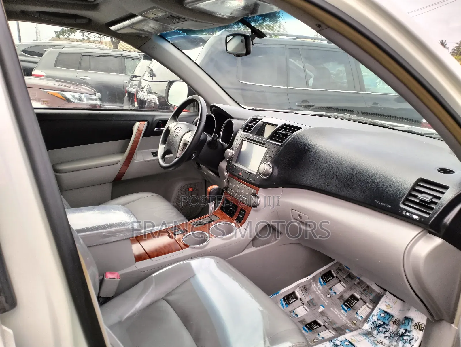 Toyota Highlander Limited 2010 White