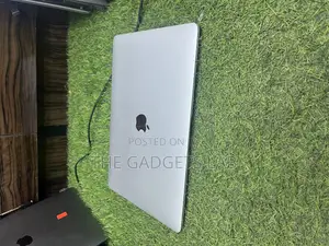 Laptop Apple MacBook Air 8GB Intel Core I5 SSD 512GB