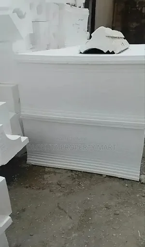 Polystyrene Board and Parapet