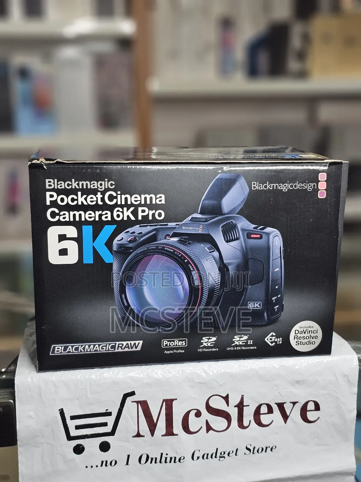 Blackmagic Pocket Cinema Pro Camera
