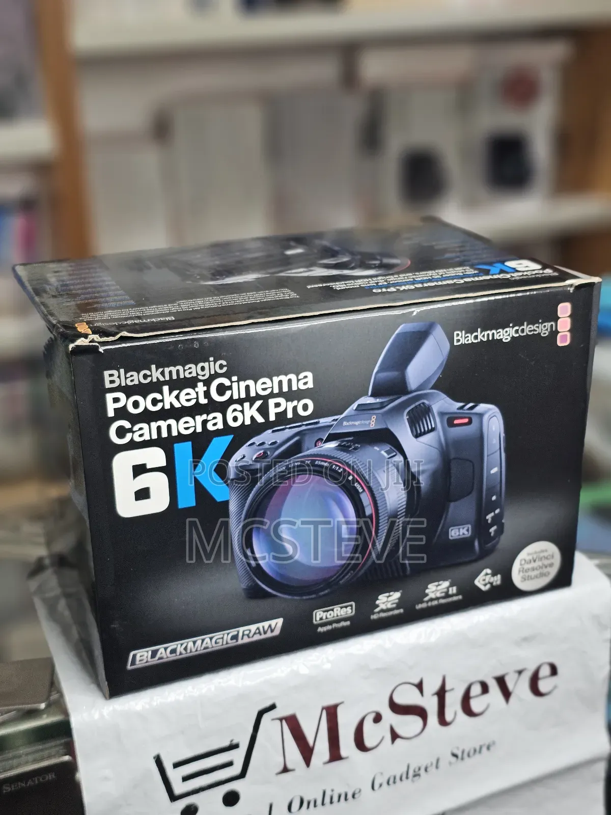 Blackmagic Pocket Cinema Pro Camera