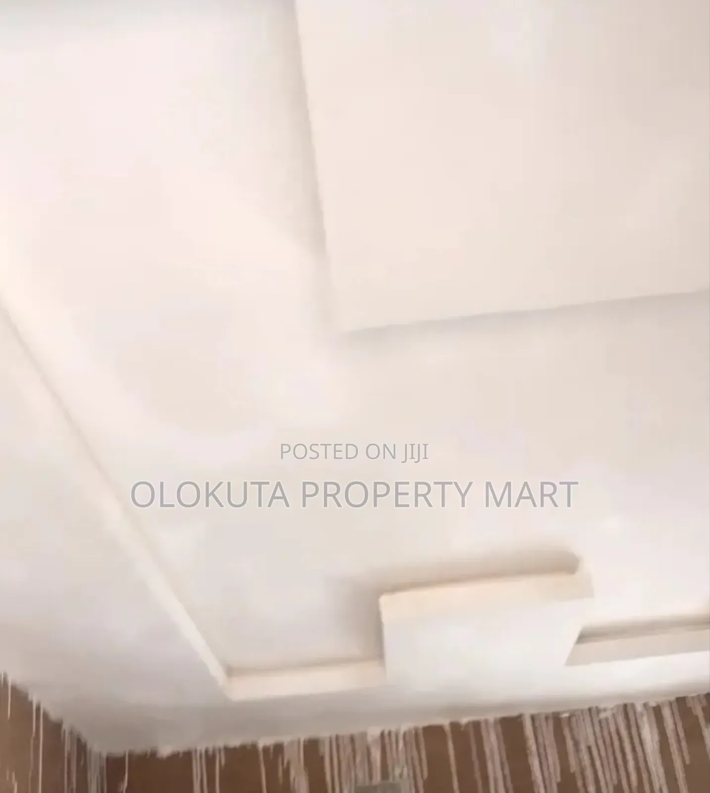 Polystyrene Board and Parapet