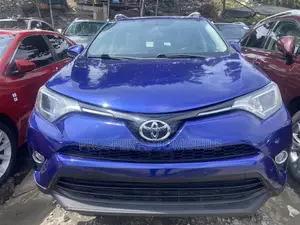 Toyota RAV4 2015 Blue