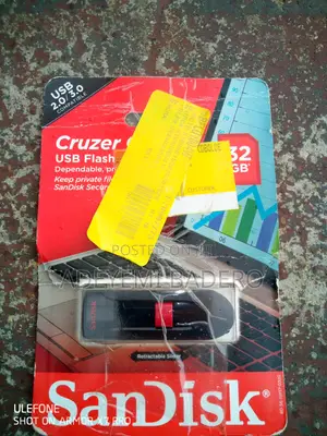 Photo - 32GB Original Flash Drive From Canada