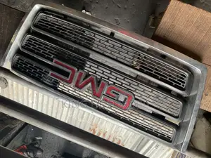 GMC Terrain 2012 Front Grill