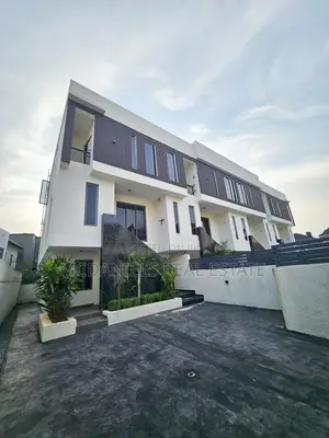 4bdrm Townhouse/Terrace in Ikate for Sale
