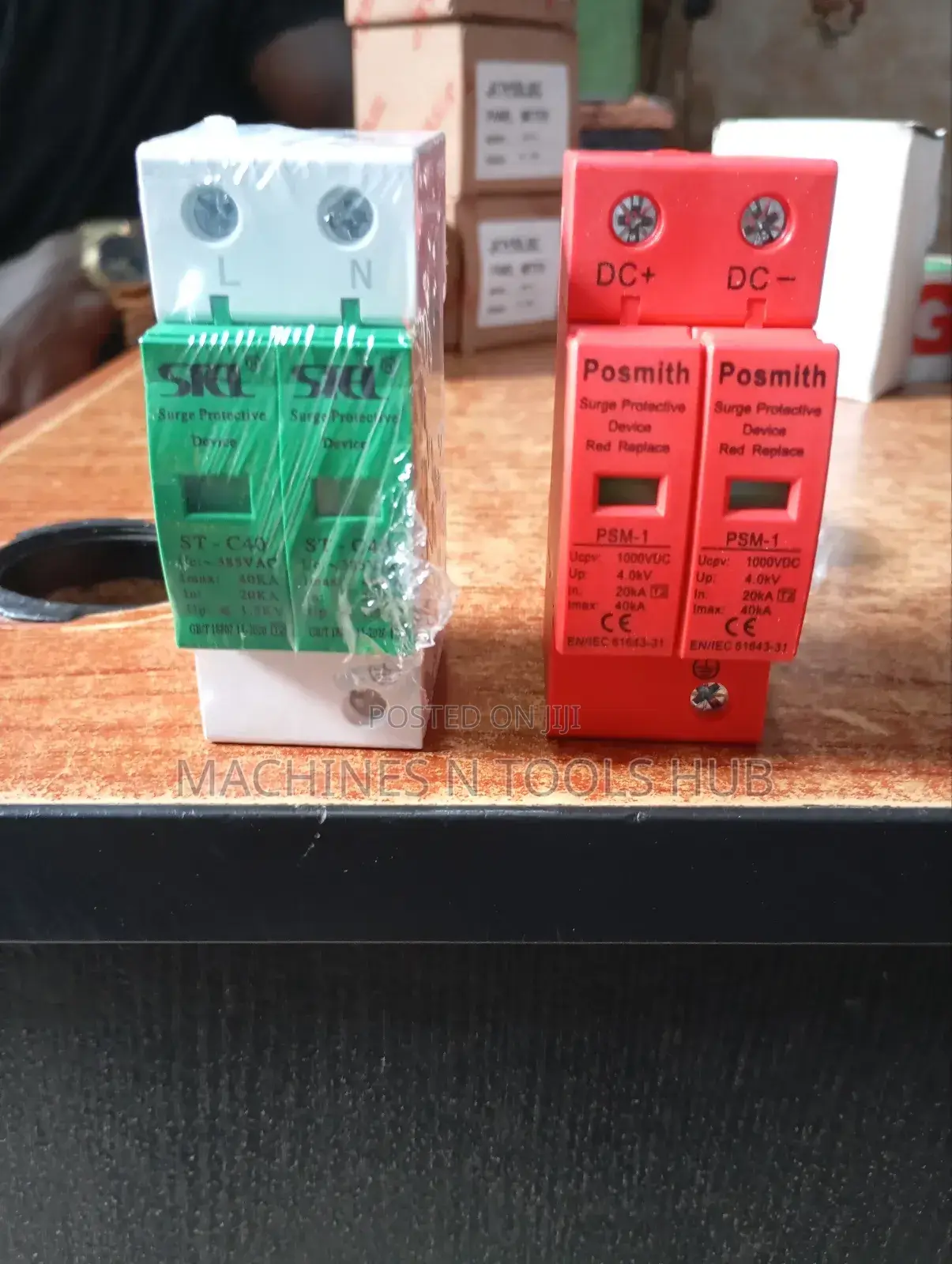 AC / DC Surge Protector