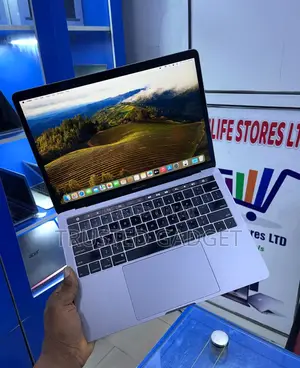 Laptop Apple MacBook Pro 2019 16GB Intel Core I5 SSD 256GB
