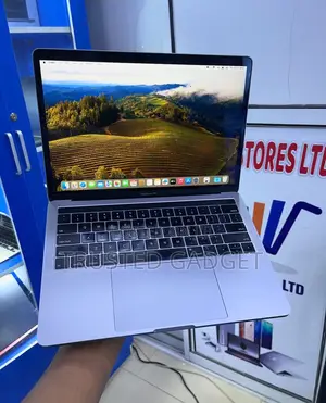 Laptop Apple MacBook Pro 2019 16GB Intel Core I5 SSD 256GB
