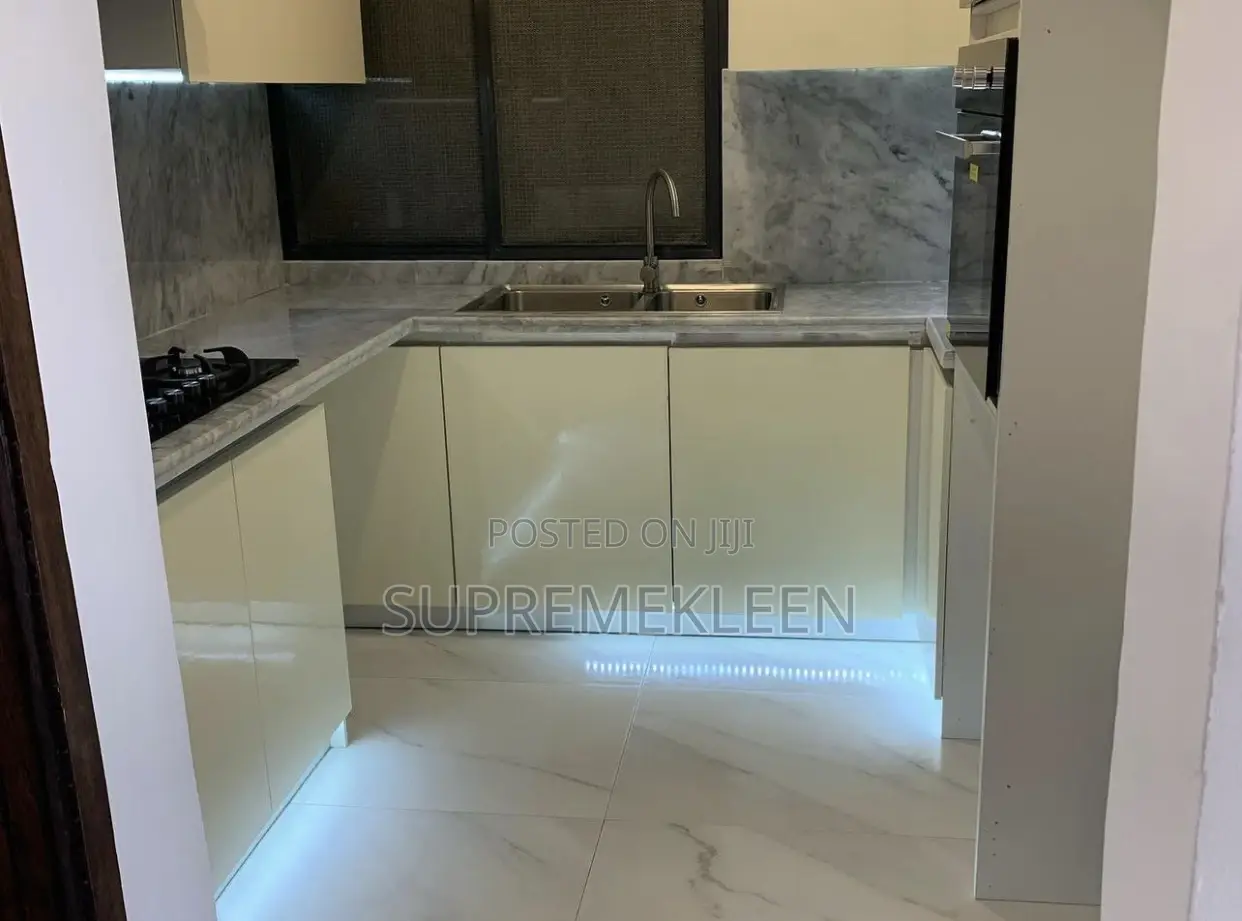 General Cleaning House Cleaning Service