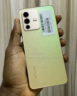 Vivo V23 5G 128 GB Gold